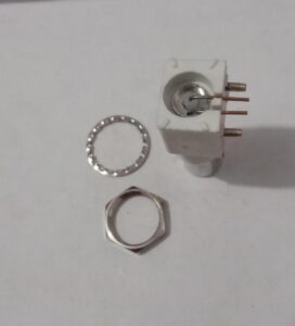 BNC F R/A PCB MOUNT - Image 3