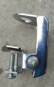 ANTENNA MOUNTING CLAMP FOR MOBILE USE