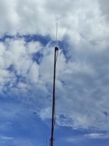 Dual Band UHF/VHF Open Sleeve J-pole Antenna. - Image 4