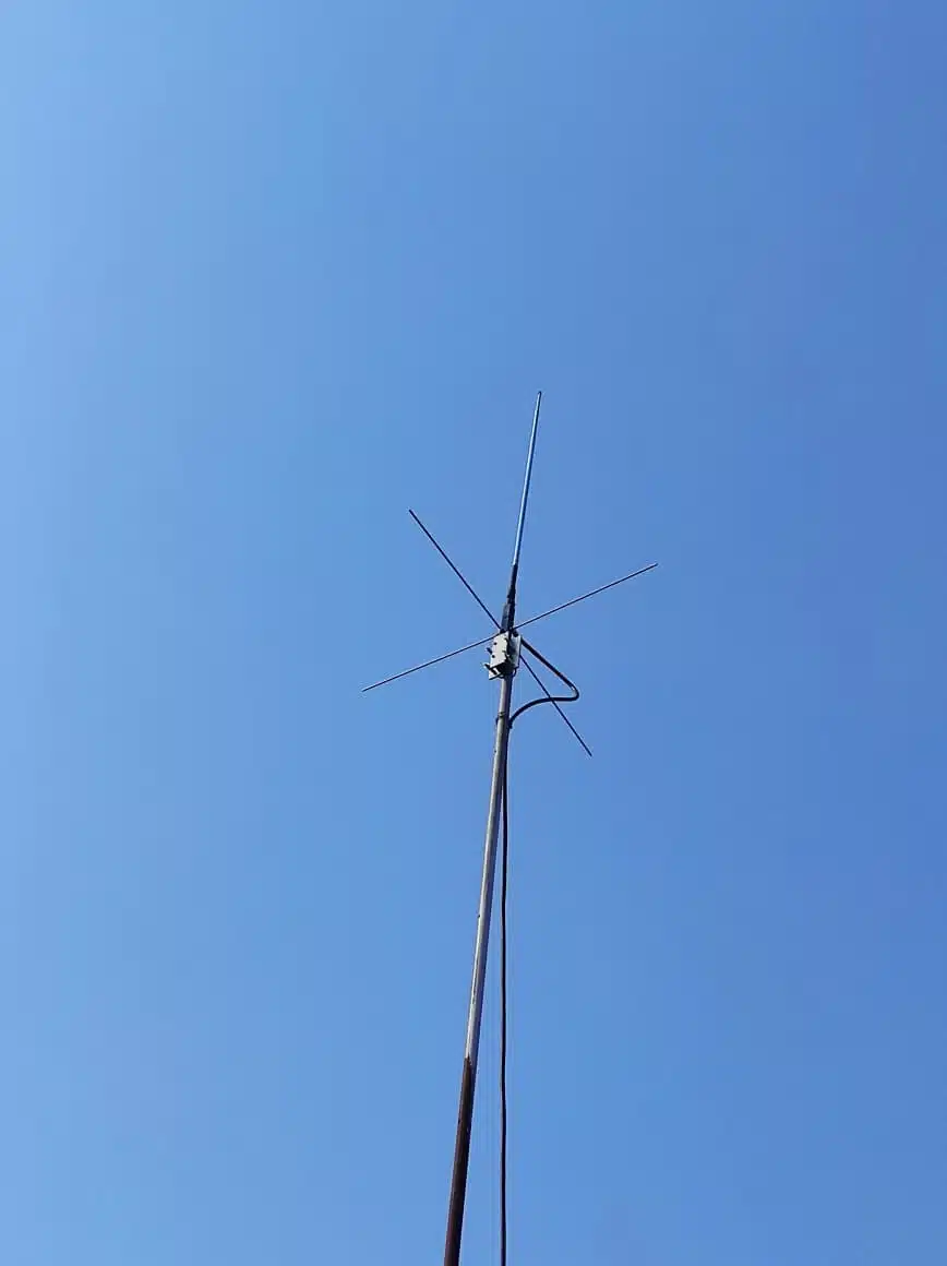 VHF GP Base Antenna 5/8 - Image 4
